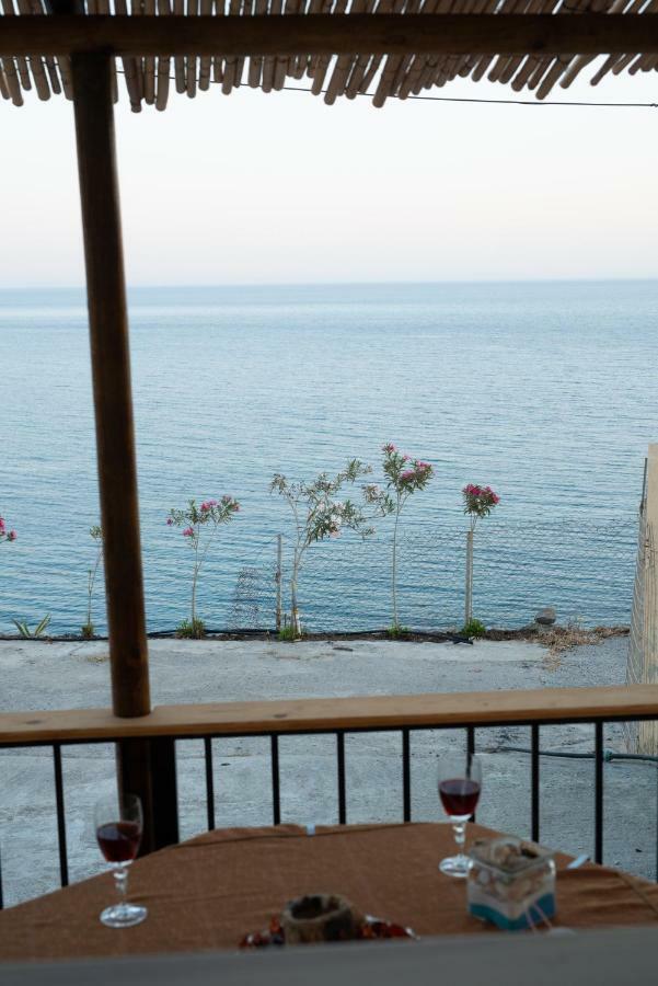 Beach View Kali Limenes Exterior photo